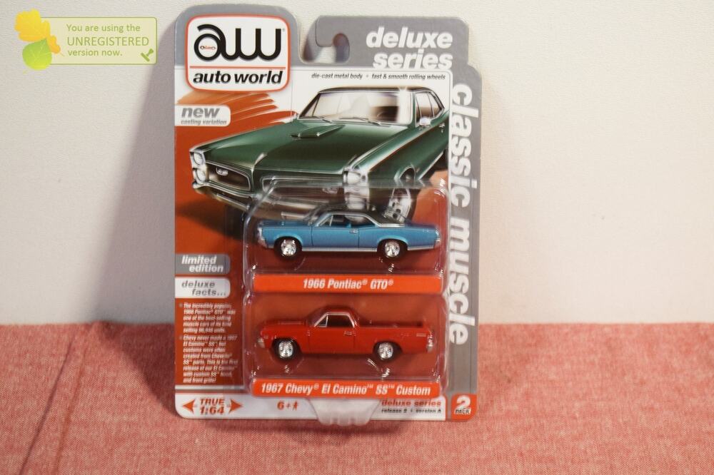 Auto World Deluxe 1967 Chevy El Camino SS & 1966 Pontiac GTO 1:64 Scale